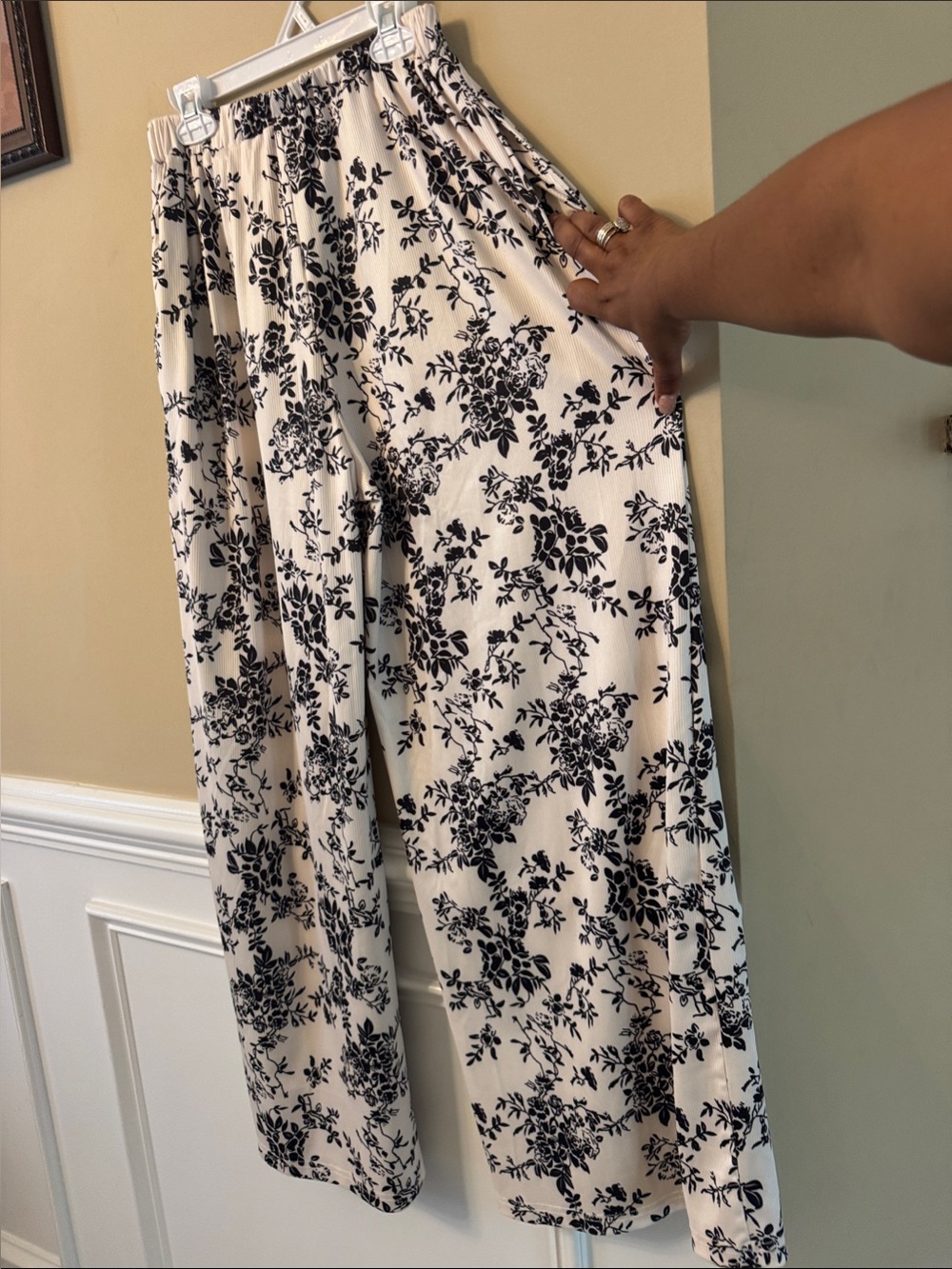 Cider Cream Wide-Leg Pants with Black Floral Print